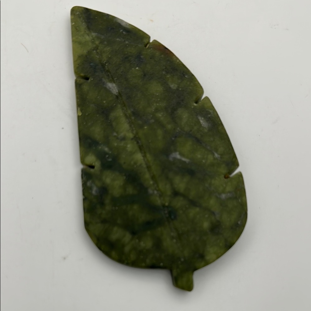 Green adventurine Leaf Crystal